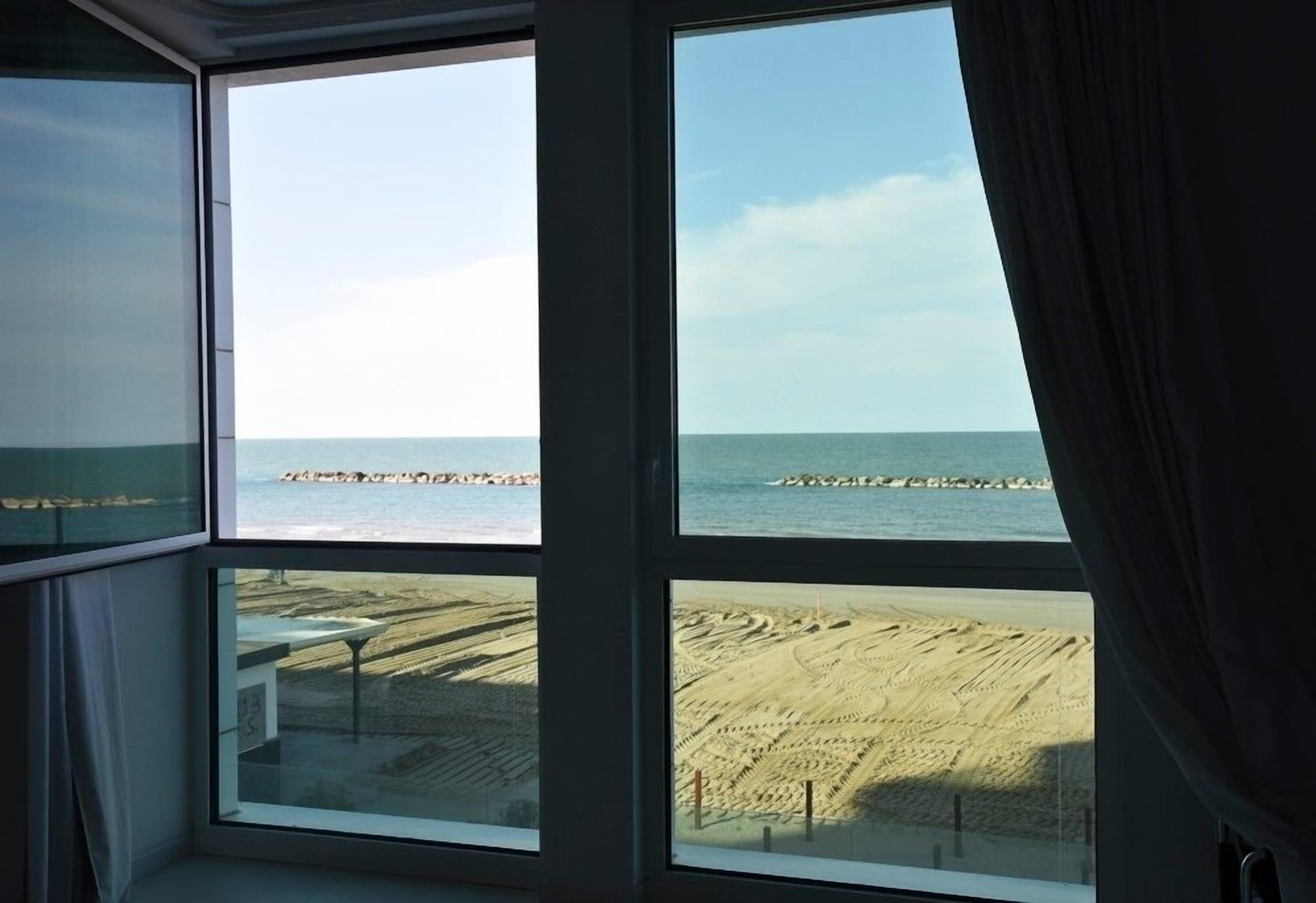 Hotel Alexander Museum Palace Pesaro Exterior foto